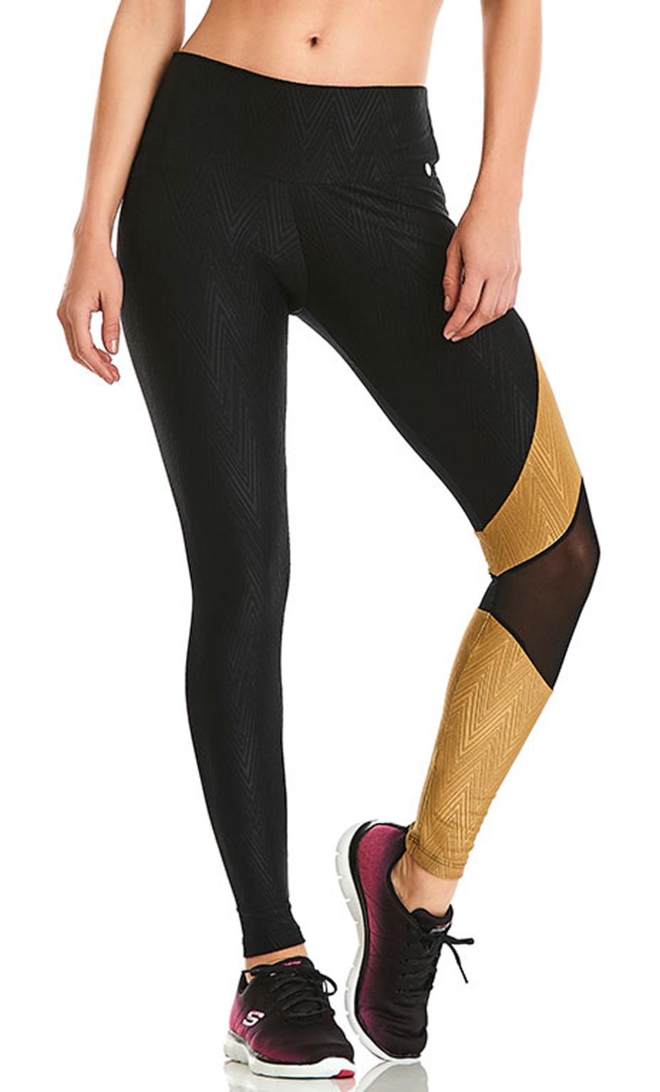 What Are Some Tips for Wearing Activewear Fashion Fitness Leggings Casually?